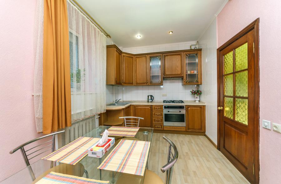Two Bedroom Apartment On Liuteranska Street Kyiv Exterior photo
